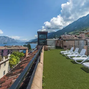 Sorriso 2* Brenzone sul Garda