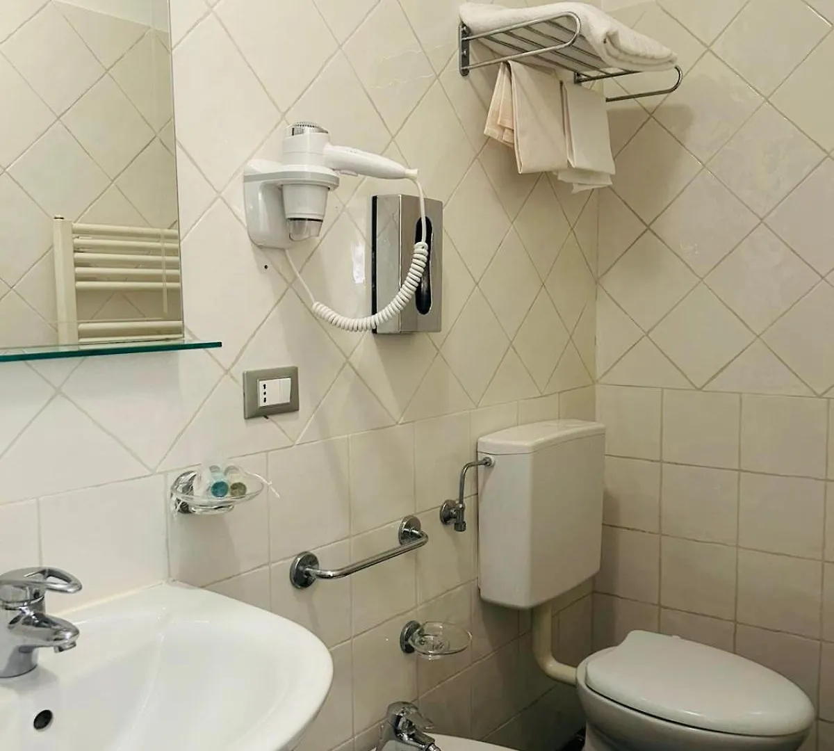 **  Hotel Giardinetto Al Sant'Orsola Bologna Italia